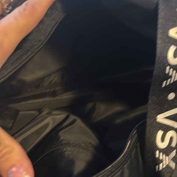 Victoria Secret gym bag - NWT - never used - Picture 6 of 6